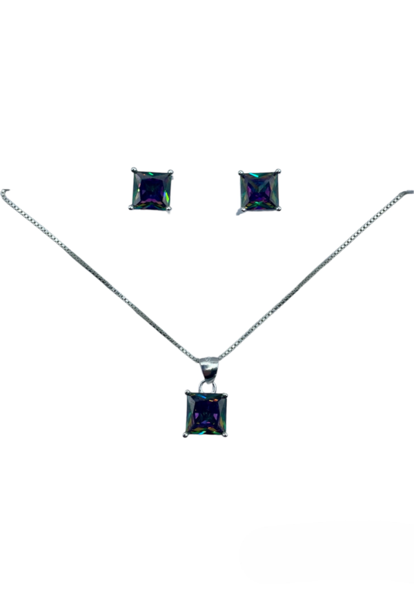 CONJUNTO DE PLATA FINA CON CIRCON TORNASOL CUADRADO