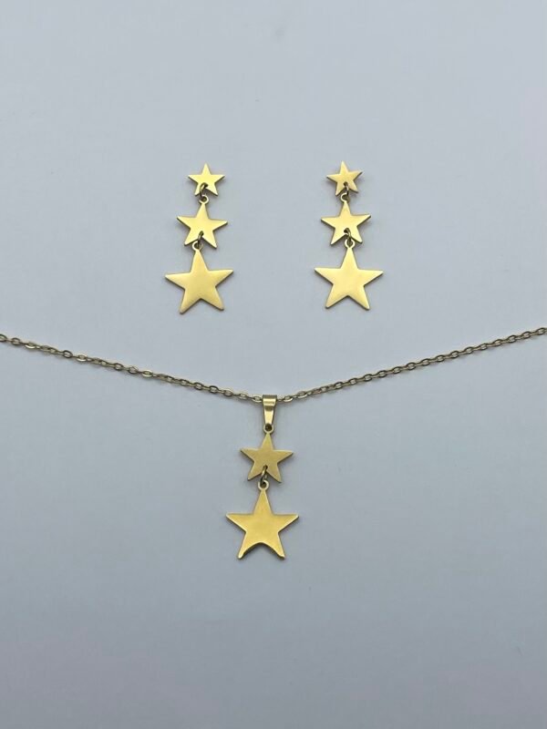 CONJUNTO EN ACERO QUIRURGICO ESTRELLAS DEGRADÉ DORADO