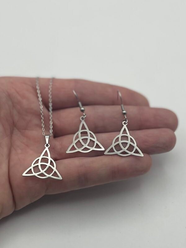 CONJUNTO EN ACERO QUIRURGICO TRIQUETA