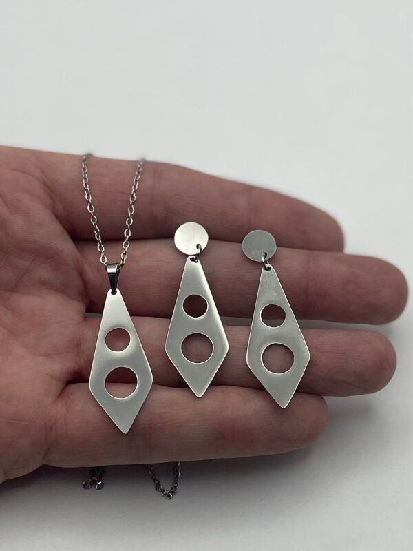 CONJUNTO EN ACERO QUIRURGICO DISEÑO