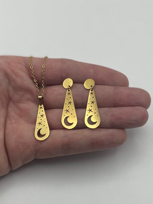 CONJUNTO EN ACERO QUIRURGICO UNIVERSO DORADO