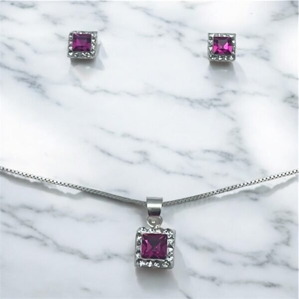 OVLH2352 CONJUNTO DE PLATA FINA CON CIRCON Y CRISTAL CUADRADO FUCSIA