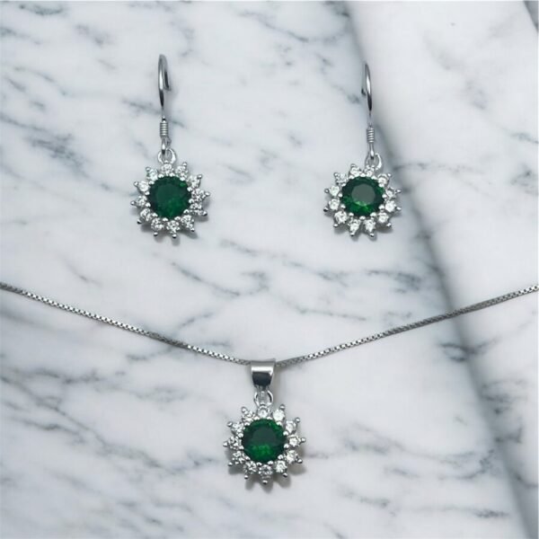 PCGV5711 CONJUNTO DE PLATA FINA LADY DEE VERDE CON CIRCON