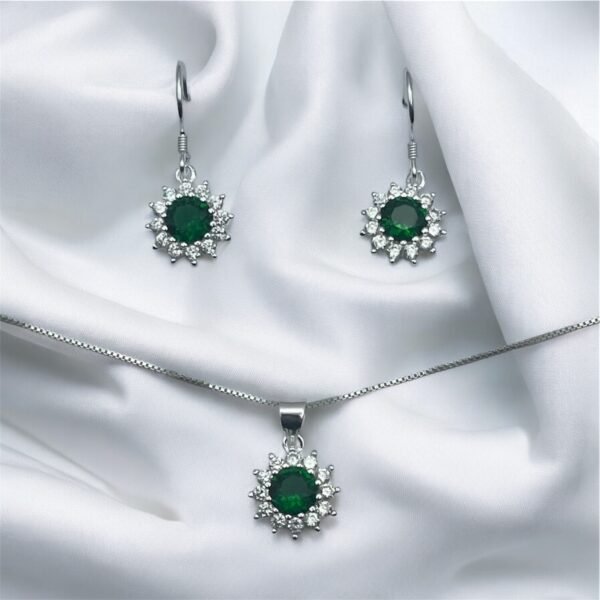 TFPX9998 CONJUNTO DE PLATA FINA LADY DEE VERDE CON CIRCON