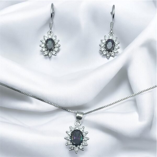 VSTE9439 Hermoso Conjunto de Plata: Circon Tornasol